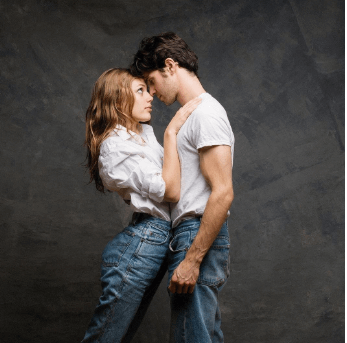 Connor Paolo With His Girlfriend Grace Van Dien